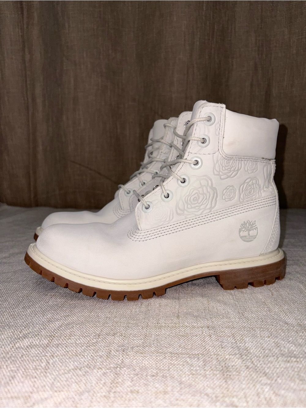Timberland Premium 6" White Floral Embossed Waterproof Boots A1KSA